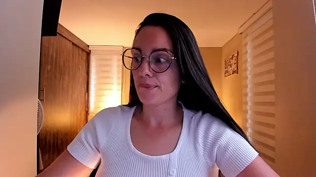 anabel_025 - Anabel_025's free webcam - UK Sex Cams