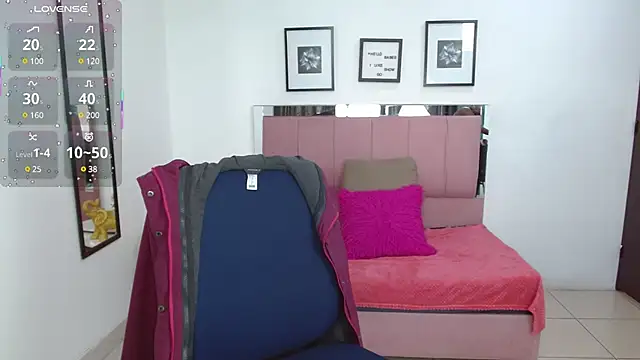 Lele_F_w webcam