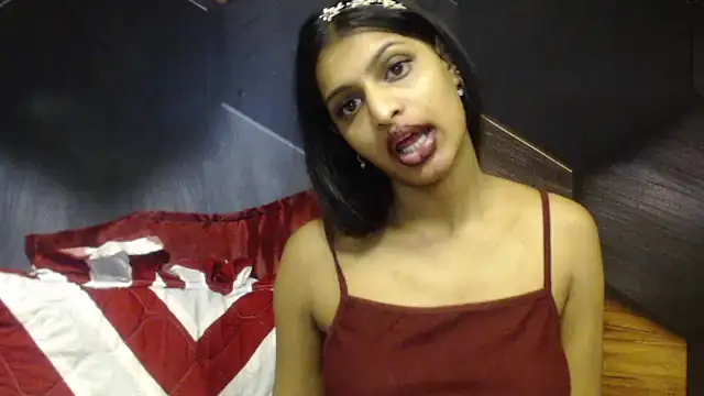 PlayfullPandora Live Webcam on Stripchat