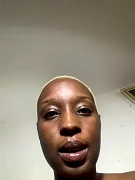 darkhornyKK33 webcam