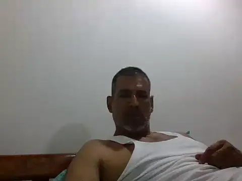 jackbigcock11 webcam