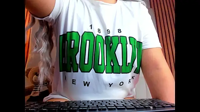 Emily_Trujillo webcam
