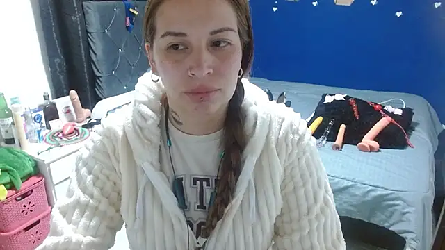 layanafuckhardass webcam