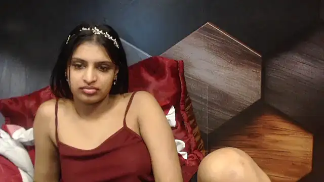 PlayfullPandora webcam