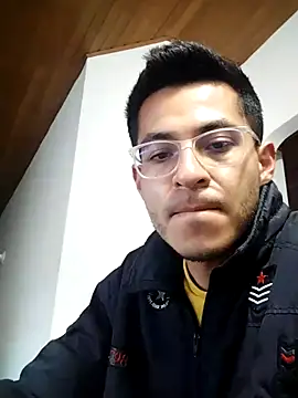 Alex_Swing_24 webcam