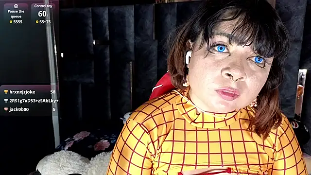 Lucycosplay777 webcam