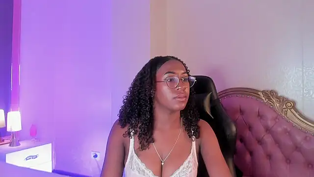 Qeen_blackk webcam