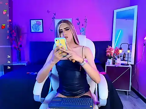 Scarlett_Sttar webcam