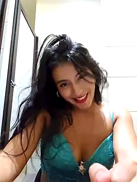 AliishaPss webcam