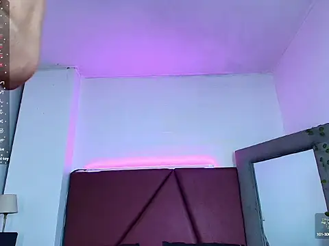 Ashton_Myers webcam
