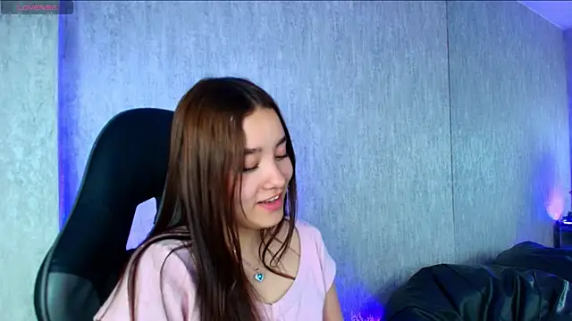 KimGarces webcam