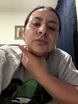 Abril_Luv webcam