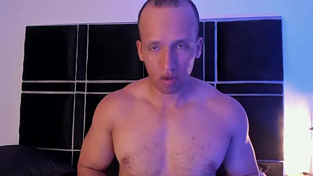 sasha_roldann - Sasha_roldann's free webcam - UK Sex Cams