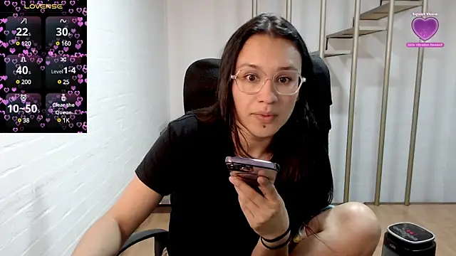 Jessie_Desire webcam