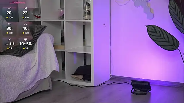 ElysaWetxx webcam