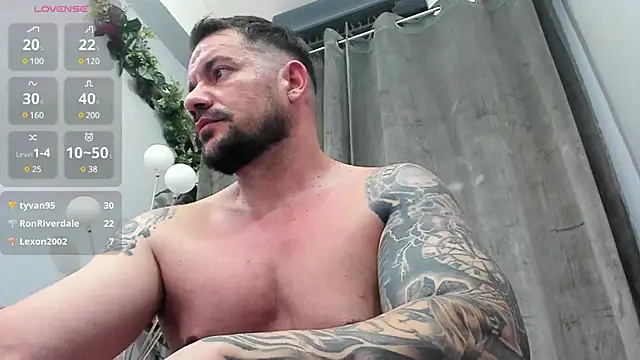 musclemonster31 webcam