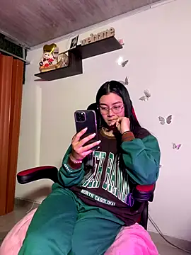 emily_22x webcam