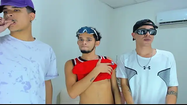 Xtreme_Dynasty_ webcam
