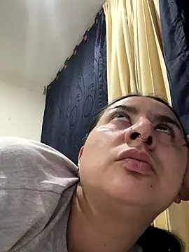 Abril_Luv webcam
