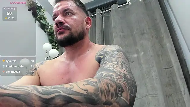 musclemonster31 - Musclemonster31's free webcam