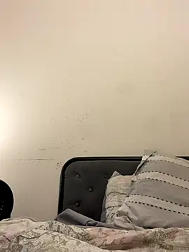 prettlovely14 webcam