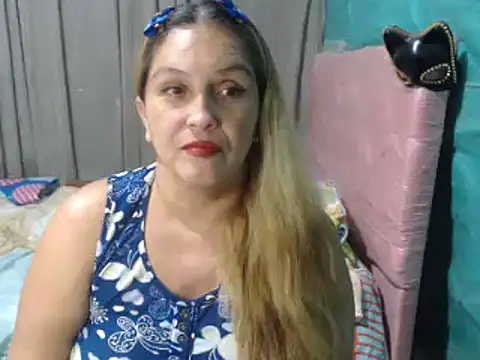 mom_son_dirty webcam