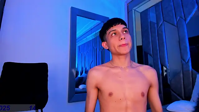 Sebax_Young webcam