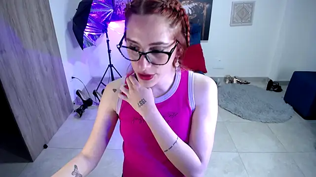 upskirt cam IsaBaileys 