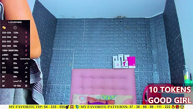 AriannaLewiis webcam