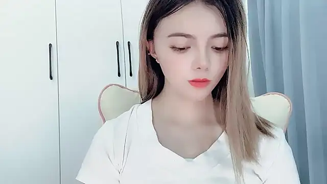 Eloise131499 webcam