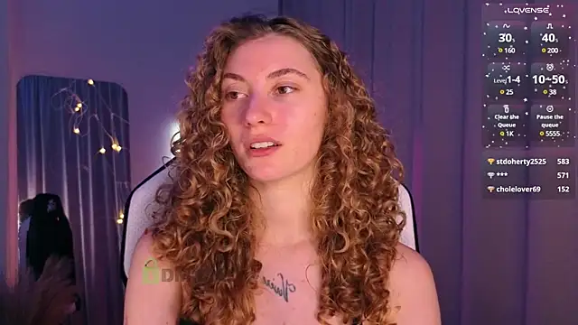lady_curls webcam