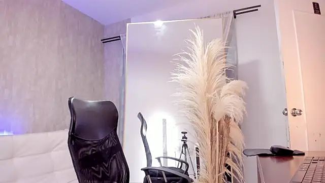maddy_cooper_ webcam
