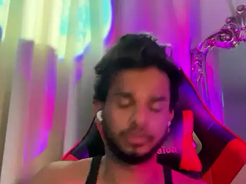 JohnLuca webcam
