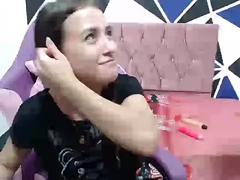 shy_princess_18 webcam