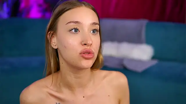 MaryJ_Watson webcam