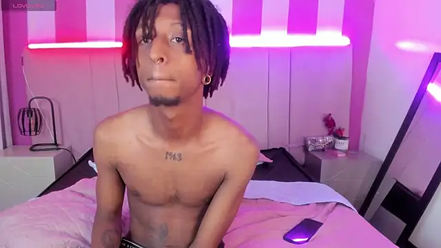 Lauren_n_mike webcam