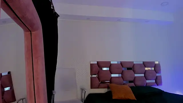 AlondraDiossa03 webcam