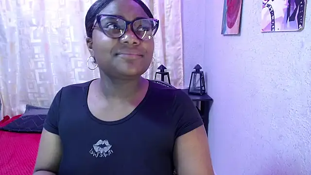 Andrea_curvy webcam