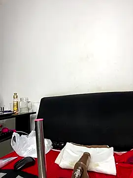 sweetmelissa16 - Sweetmelissa16's free webcam - UK Sex Cams