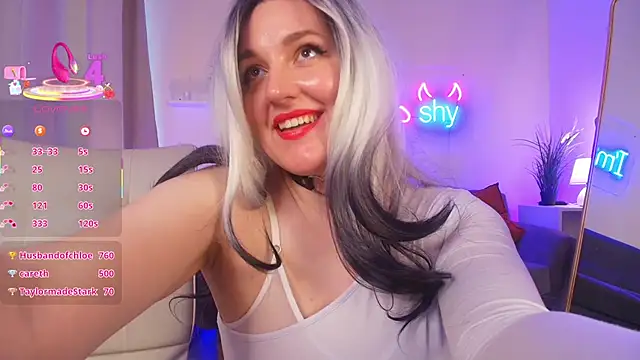  love_me__tonight_ chat room