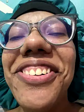 Curly_lily webcam