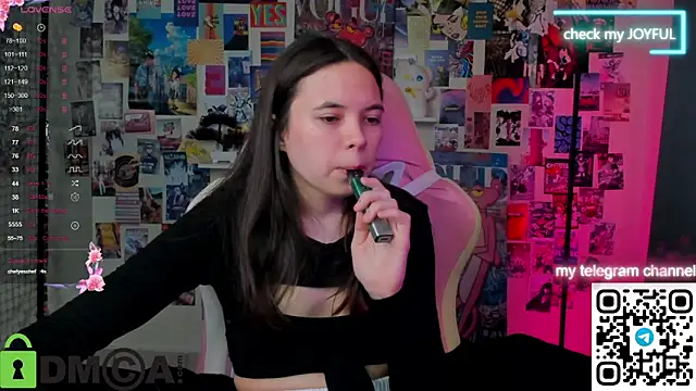 chio_mio - Chio_Mio's free webcam - UK Sex Cams