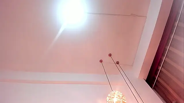 SabrinaWarrenn webcam