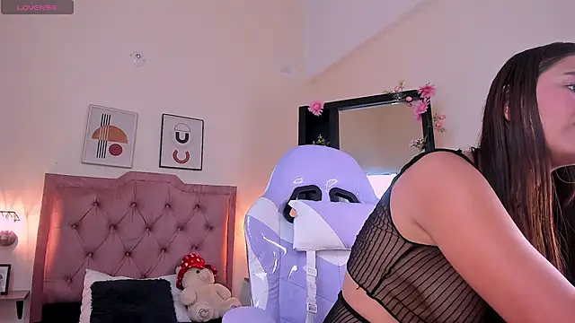 sofiafisher_ webcam