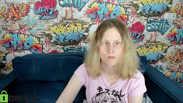 Sansa_kisss webcam