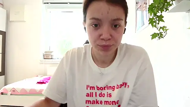 WonderAngela webcam