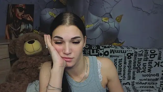 Hellen_Moore webcam