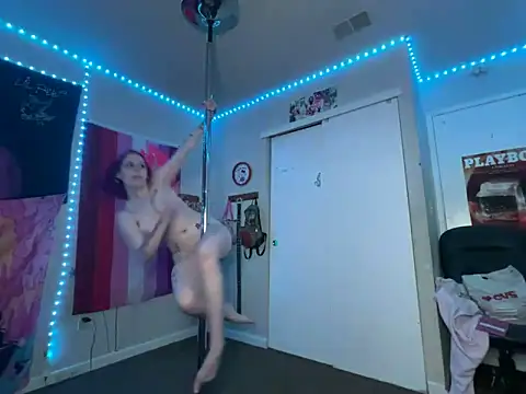 angelicathebratxo webcam