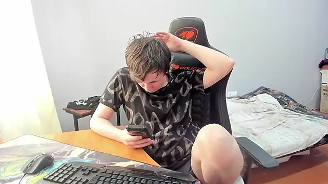 iliaskrislove webcam