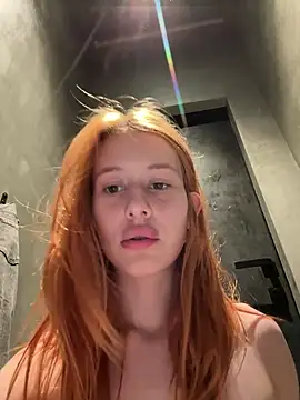 Foxy_Heart webcam